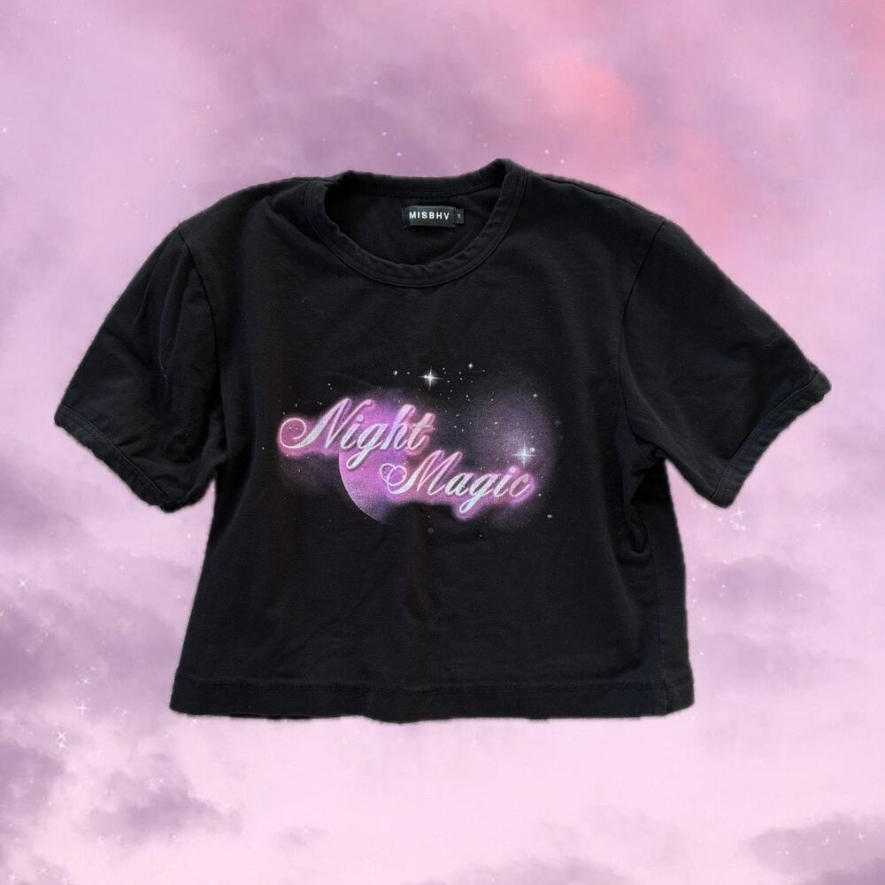 misbhv black night magic crop t-shirt